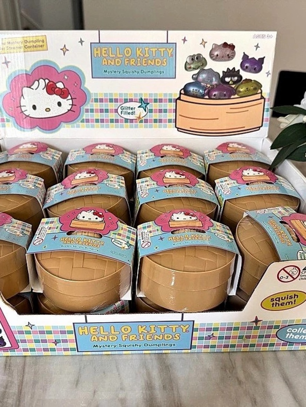 Hello Kitty and Friends Mystery Squishy Dumplings - Glitter Filled Collectibles